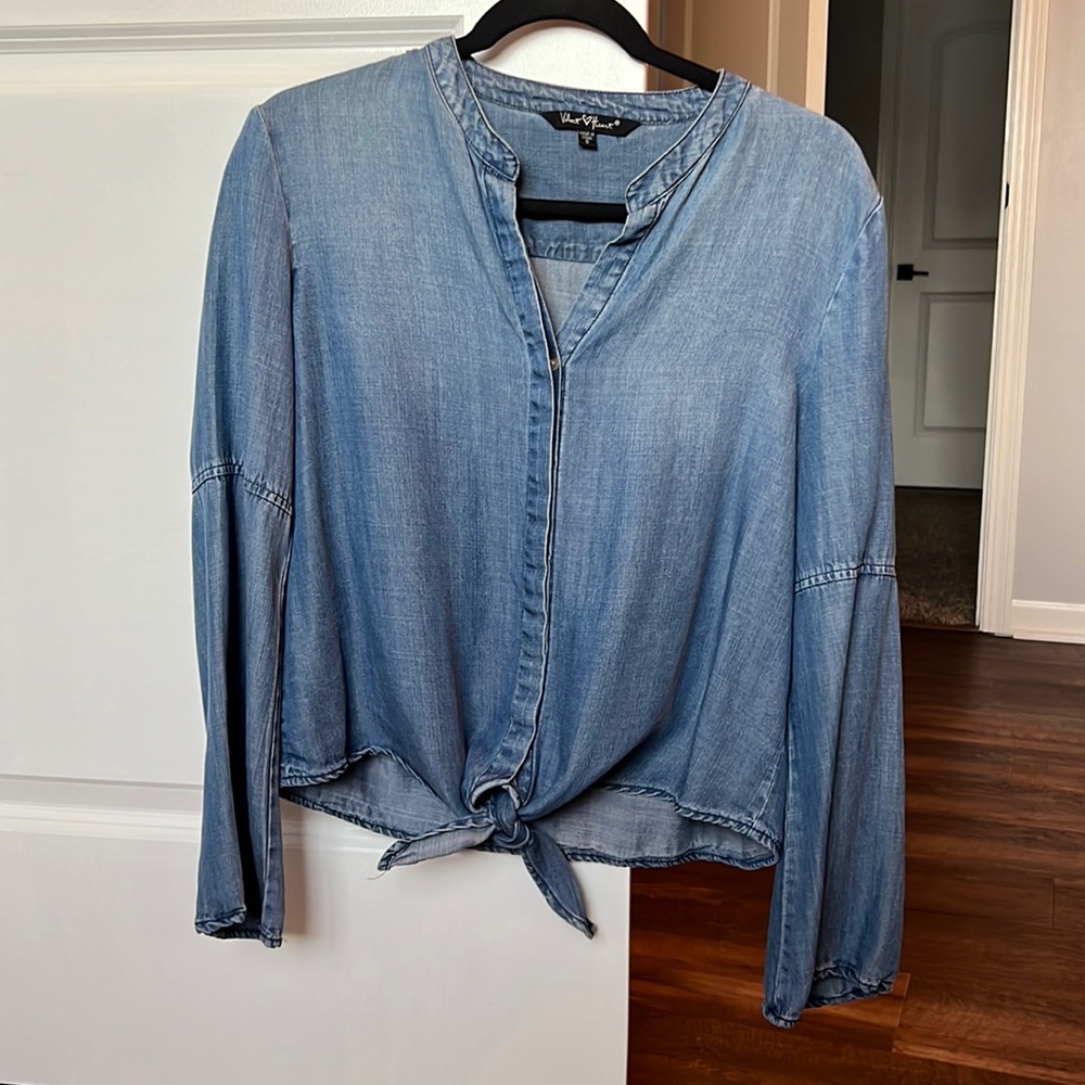 Tie front relaxed denim crop top